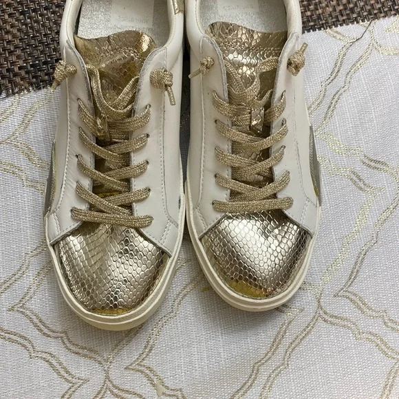 Dolce Vita Gold and White Sneakers with Metallic Accents - Picture 6 of 10